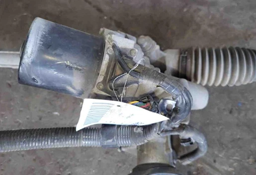 2010-2013 Suzuki Kizashi Power Steering Gear Rack & Pinion with Warranty - Image 2 of 2