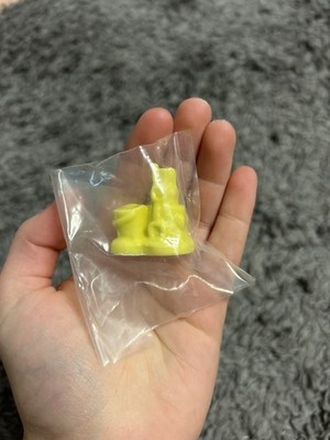 Wade England Red Rose Tea Figurine Yellow Sand Castle