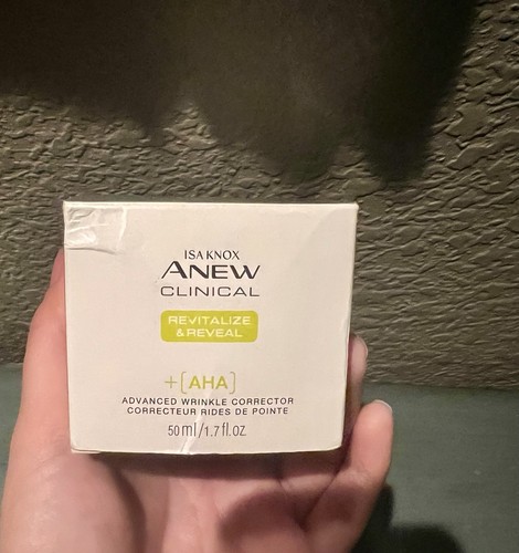 Exfoliación retexturizante Isa Knox Anew Clinical EXTRA STRENGTH**Belleza y Avon en línea**