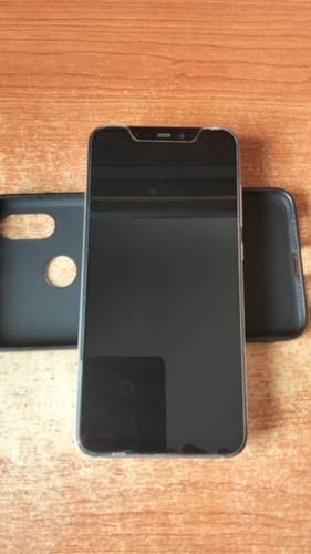 Xiaomi Mi 8 - 6Gb RAM & 64Gb ROM - White (CIB & Unlocked) - 第 2/5 張圖片