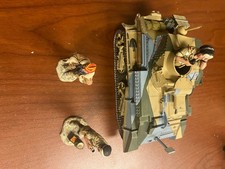 KING & COUNTRY WESTERN DESERT WW2 BRITISH VICKERS MK IV TANK SET