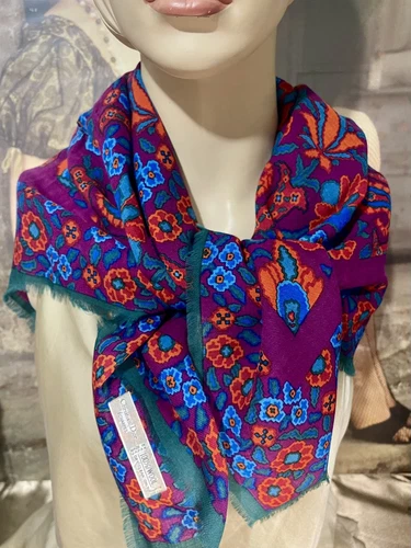 Foulard vintage Christian Dior Echarpes 100% laine fabriqué au Japon abîmé