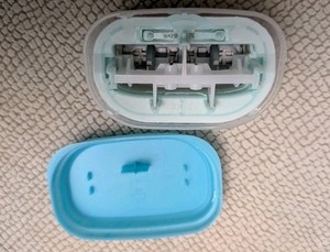  Schick Intuition Women's Razor Head Refill Cartridge, 4 Blades, Moisturizing