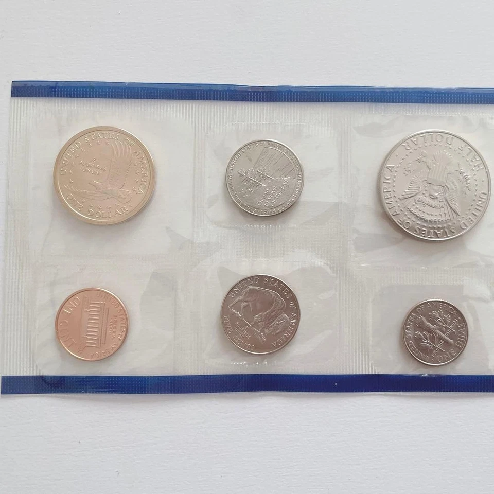 United States Mint 2005 Uncirculated Coin Set Made in US - Image 3 of 4