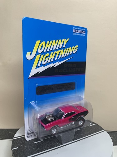 Johnny Lightning PMD Exclusive Zinger ‘70 Plymouth Hemi Cuda Pink (1 Of 2000) - Picture 2 of 14