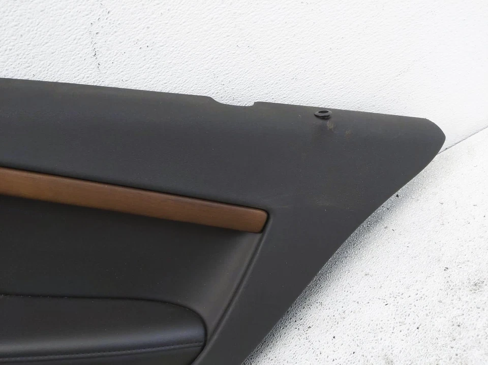 Panel de moldura interior de puerta para pasajero trasero Volvo S80 2006 - negro 39854619 Foto 4 de 4