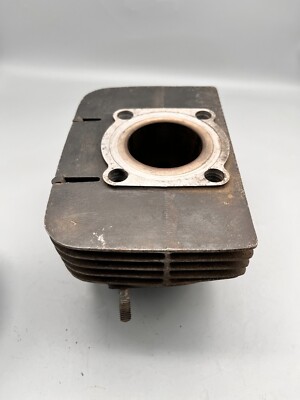 Yamaha RD250 Zylinder Rechts Cylinder Right RD 250 352 #29389 | eBay