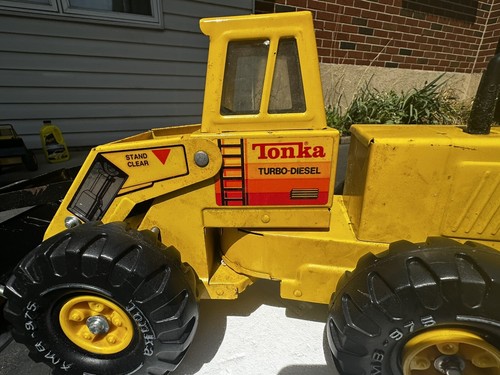 1983 Mighty Tonka Front End Loader Tractor Turbo Diesel Shovel Plow Toy - Picture 3 of 16
