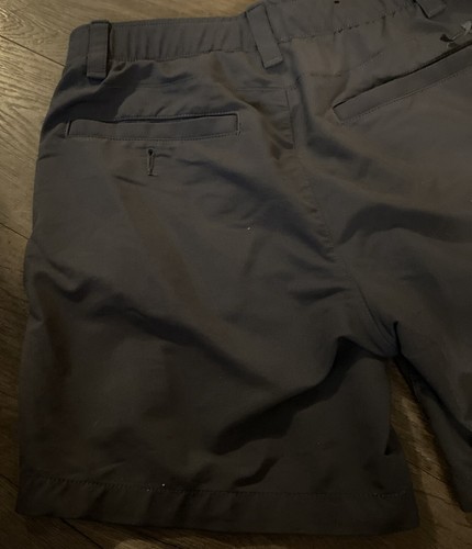 Under Armour Men's Medium Sz 30 Heatgear Gray Shorts Waist 29” X 6” Inseam - Picture 6 of 11