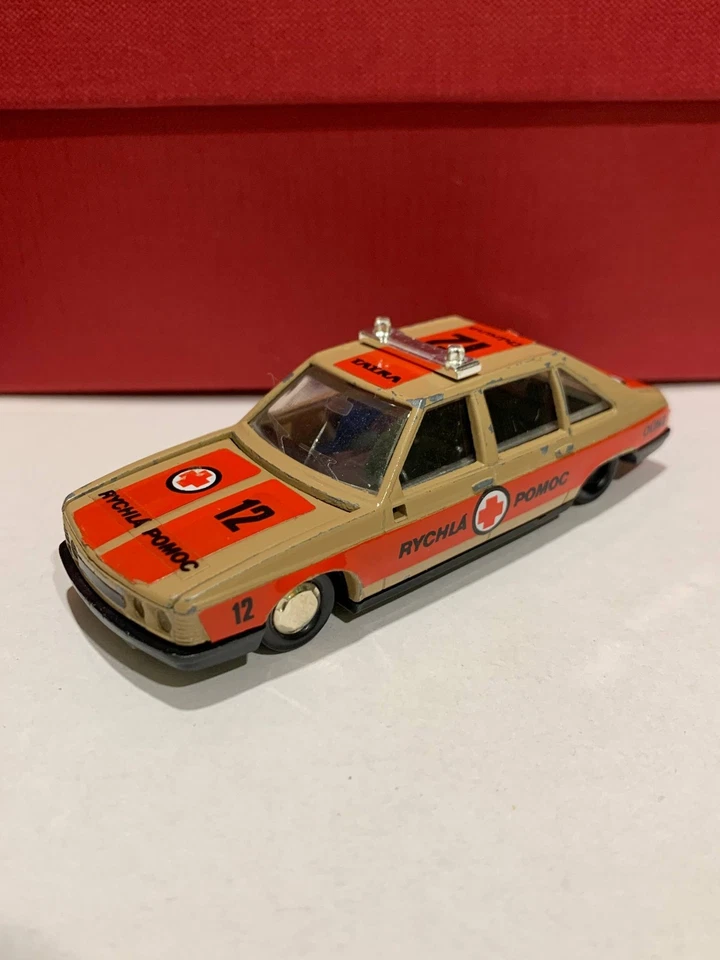 Vintage Monti Metal Tatra 623 Rychla Pomoc 12 Multicolor Diecast 1:48 Car - Image 2 of 4