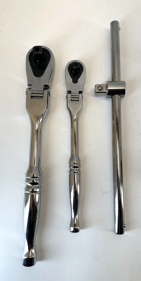 Husky 3/8 in & 1/2 in Drive Flex Head Ratchet Set W/ 6 Accessories - Image 4 of 4