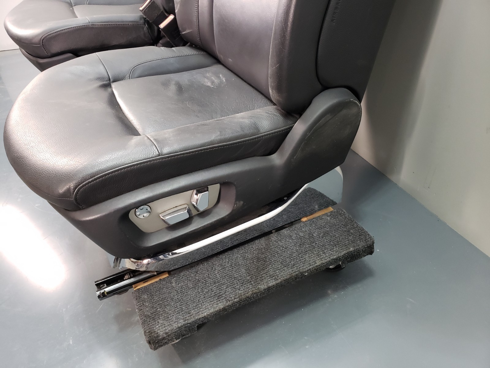 Rolls-Royce Ghost 2010-2014 Front Right Seats Set Black