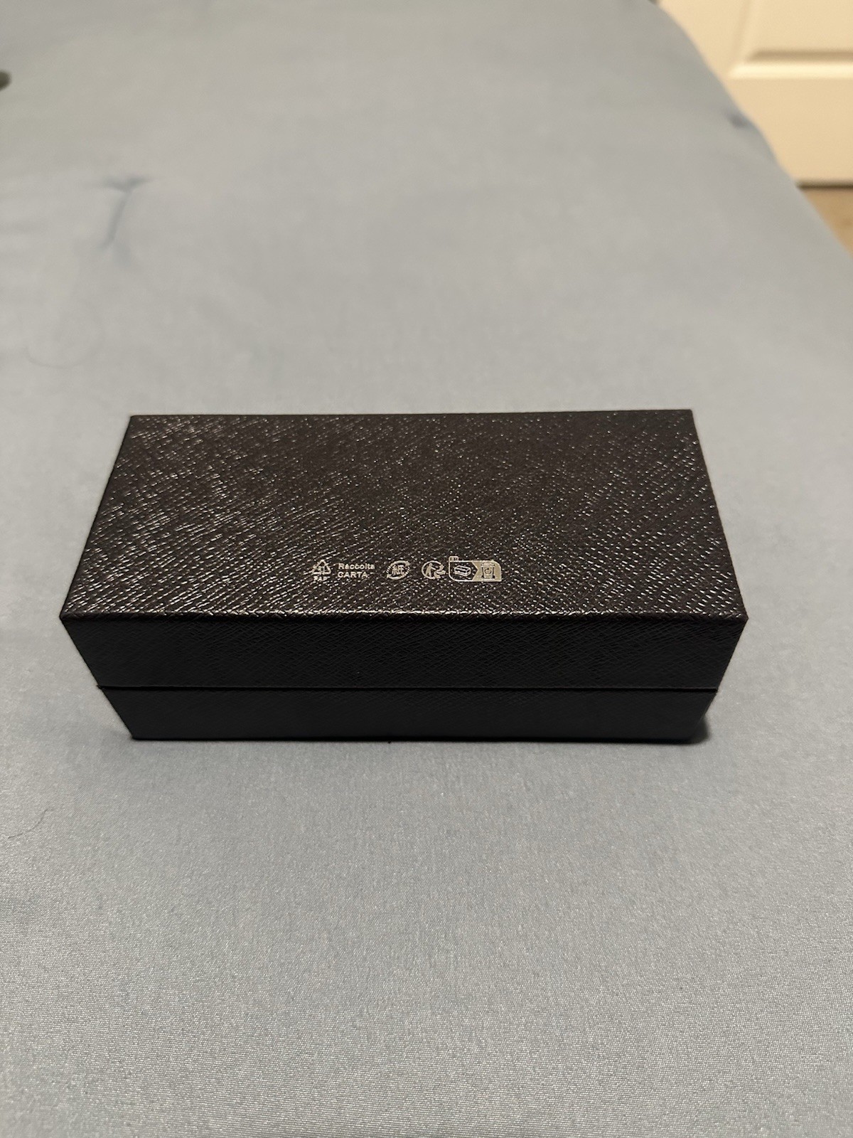 AUTHENTIC PRADA PR 27ZS Black Sunglasses thumbnail 2