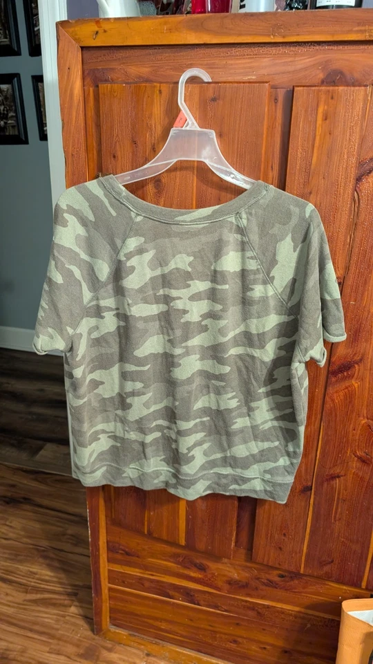 Sudadera SO Lounge Life camuflada manga corta verde pulóver para mujer Foto 3 de 3