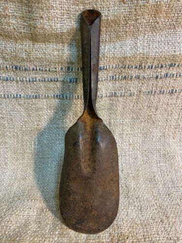Vintage small tin metal iron scoop spoon kitchen tool. - Picture 4 of 11