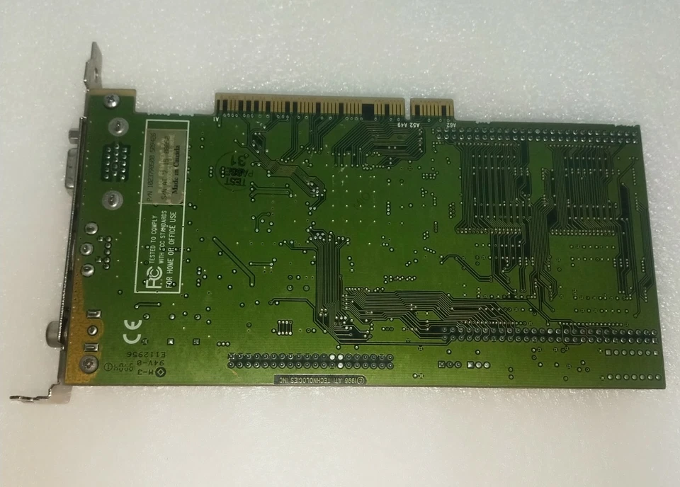 ATI TECHNOLOGIES PCI card ATI 109-37900-00 / 1023800501 509325 - Image 4 of 4