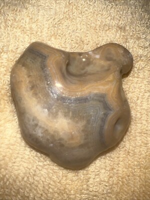 Agate 3.65 Oz Natural Stone Beautiful detail