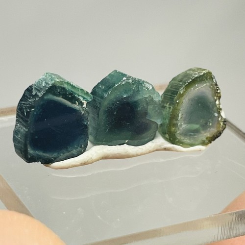 4.8ct Natural Tourmaline Polished Slices Blue Green 3 Pieces Brazil 7.5-8.6mm - Picture 3 of 4