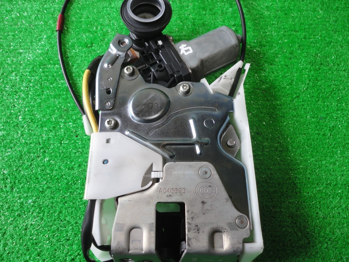 TOYOTA VOXY NOAH ZRR70W Genuine Door Lock Easy Closer Rear Right