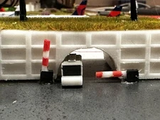 10x Premium Airport Gates Aircraft GSE 1:400 Scale Diorama (Red/Black/White)