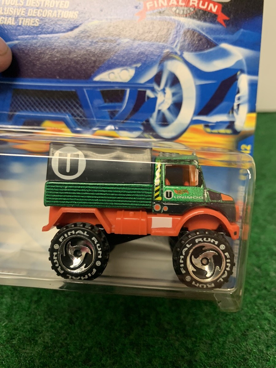 Hot Wheels 2001 Last Production Run Mercedes-Benz Unimog-New Hot Wheels 2001 Last Production Run Mercedes-Benz Unimog-New