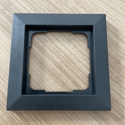 Loxone Einfachrahmen Schwarz Neu