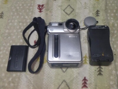 ビデオカメラ SONY MD Cyber-shot DSC-MD1 Sony DSC-MD1 Cyber-shot MD Digital Camera With One MD Rare