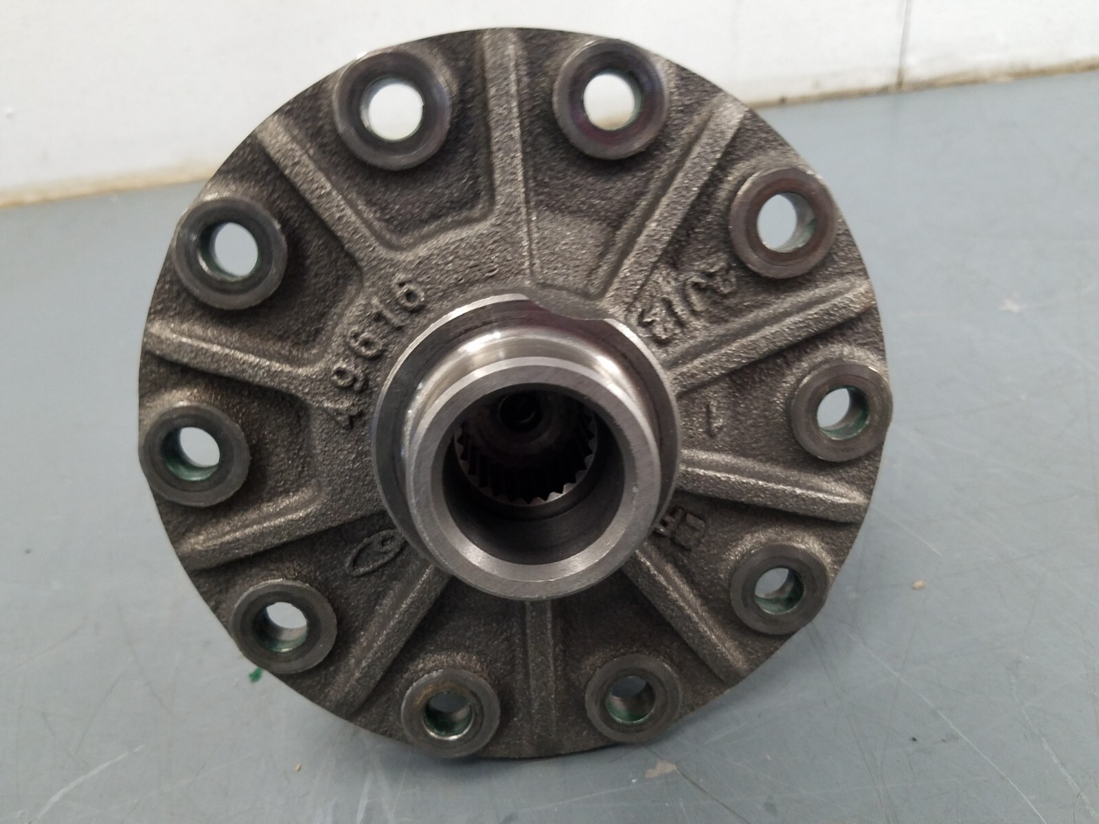 Lamborghini Aventador OEM Front Differential Carrier #7618 B5