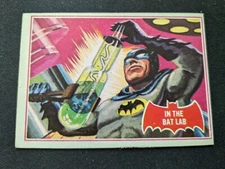 1966 Topps Batman Red Bat # 25A In the Bat Lab (VG/EX)
