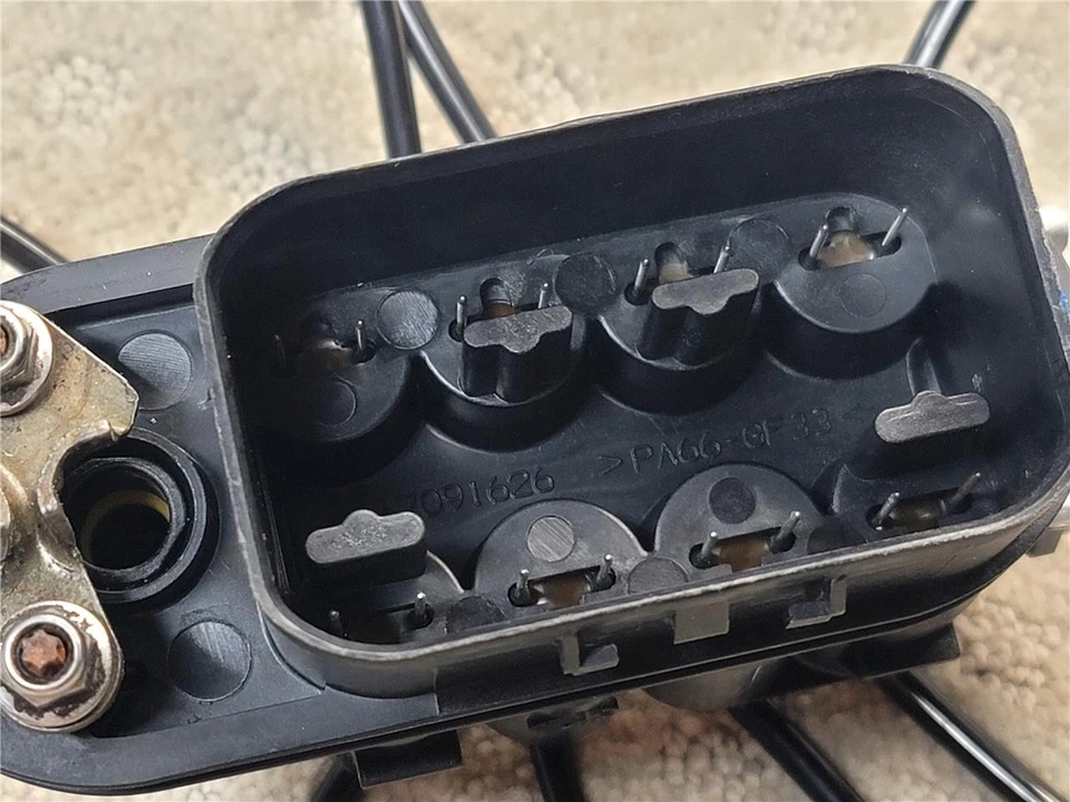 GMC SAVANA 3500 (1996 - 2002) Sequential Port (SPIDER) 305 / 350 Injector — 第 2/3 张图片