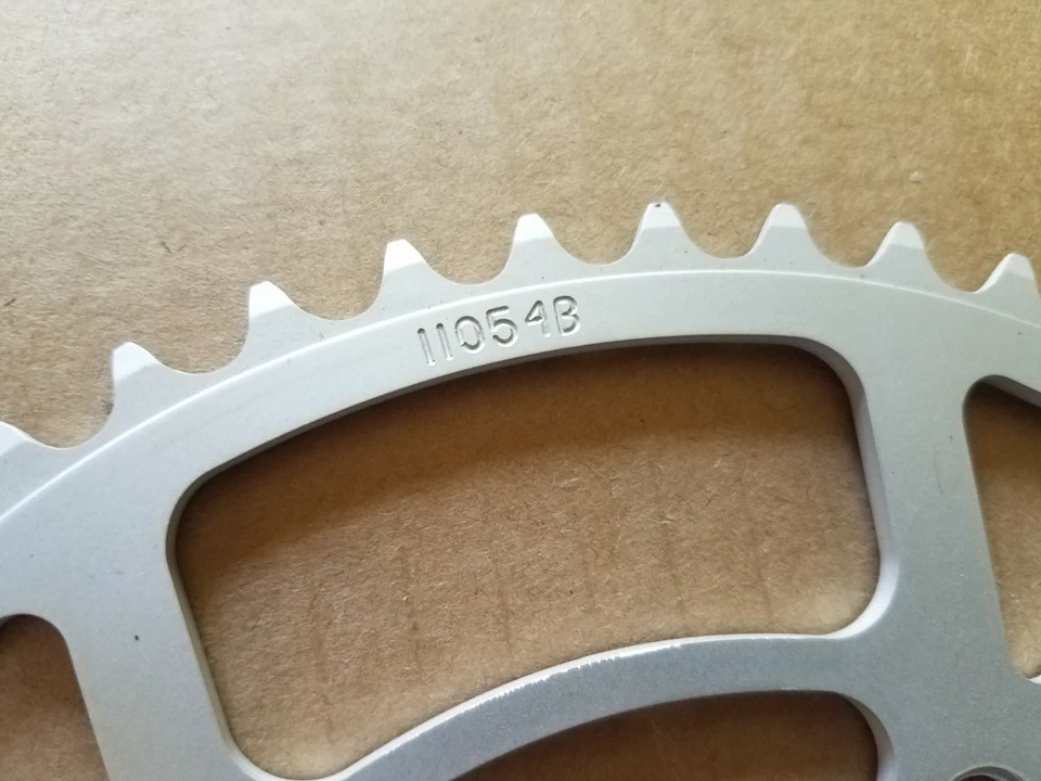 Vintage Avitar Chainring 54 Tooth 110  BCD NOS USA Aluminum 54T  Race Alloy - Image 3 of 3