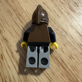 LEGO Wolfpack Minifigure cas252 Castle Black Knights 6086 6075 HTF Shield Spear