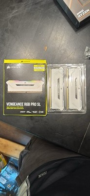 Corsair Vengeance RGB Pro SL RGB DDR4 32GB (2x16GB) 3600MHz DIMM White RAM