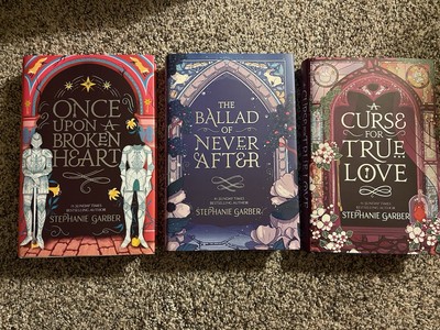 FAIRYLOOT Once Upon A Broken Heart Trilogy Stephanie Garber Signed Sprayed Edges