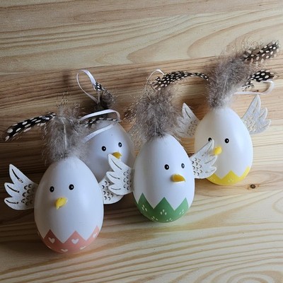 Osterküken 4 Große Ostereier 8 x 5,5 cm + Flügel +Federn Kunststoff  Aufhänger