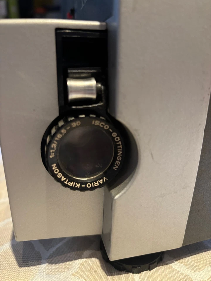 Proiettore SILMA S111 vintage formati 8 mm super 8 - Immagine 2 di 4