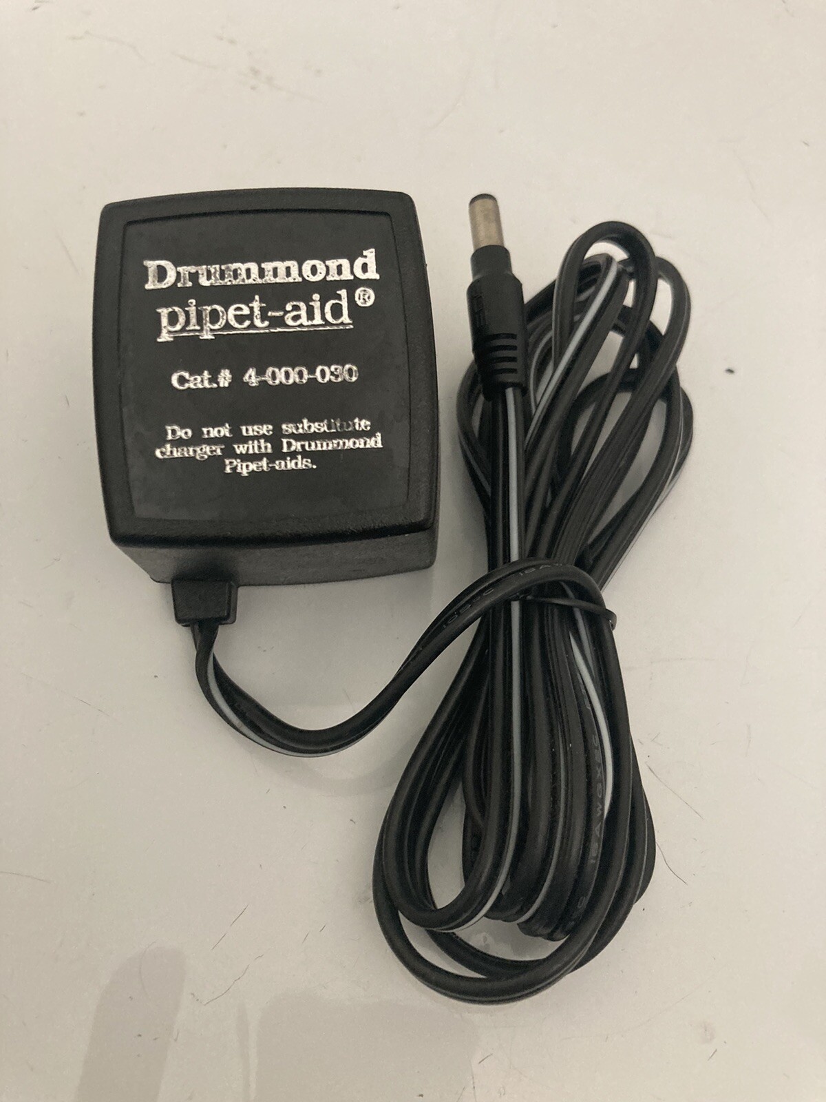 Drummond PipetAid Cat. 40000030 Battery Charger Power Adapter Model