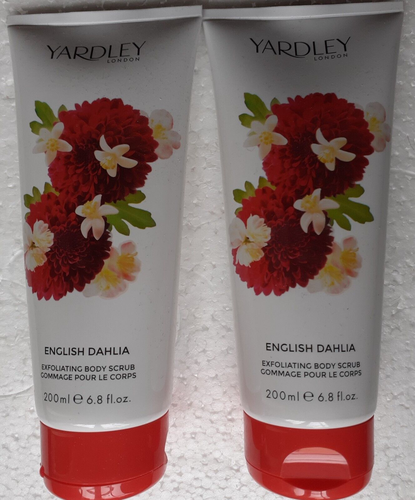 YARDLEY ENGLISH DAHLIA BODY SCRUB 2 X 200ML