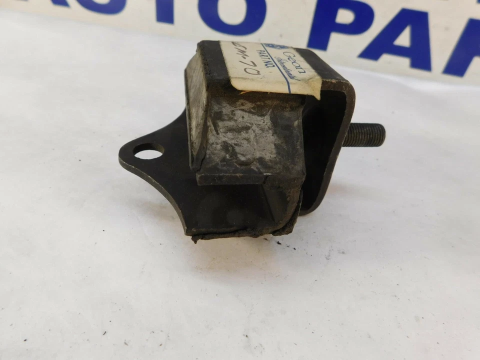 Montaje de motor trasero Ford EnFo Consul Zephyr para EOTA6068D 1953-1955 Foto 2 de 4