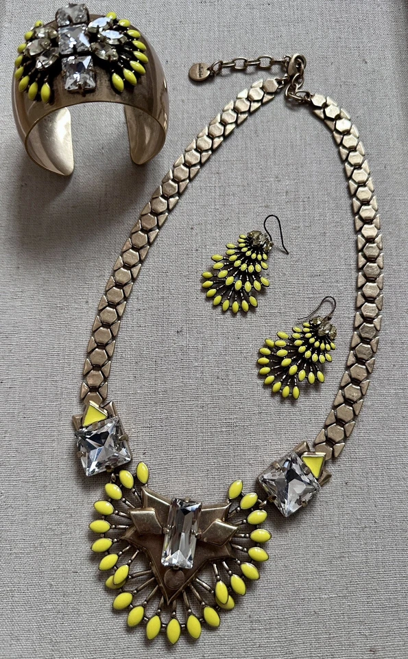 STELLA & DOT  Signature Set: Collier, Armreif, Ohrringe, Modeschmuck NP: 349,00 - Bild 2 von 4