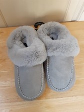 Cuddl Duds Woman's Gray Slippers Size Small 5-6  NEW WITH TAGS
