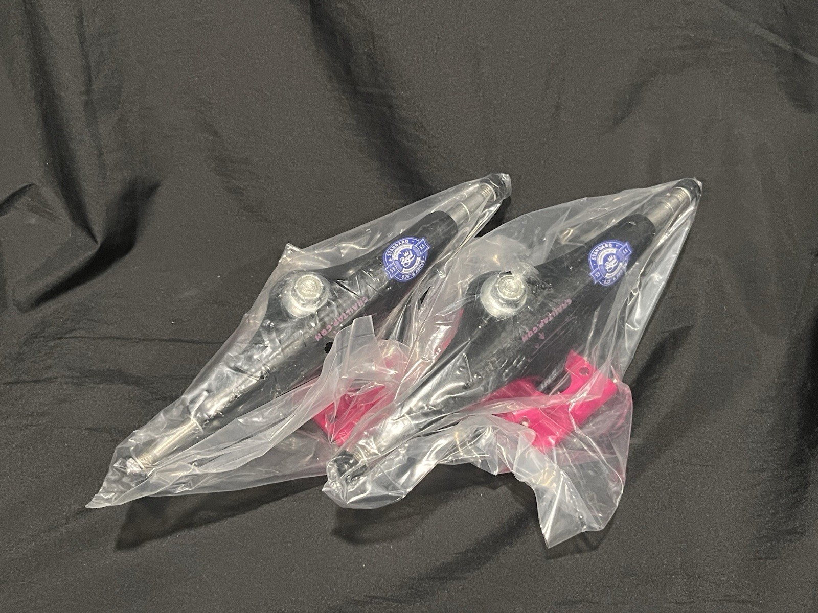 Trucks (pink / 5.5)