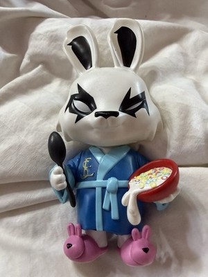 Super RARE AND EXCULUSIVE Karmieh Design Art Toy Figure By OASIM KARMIEH