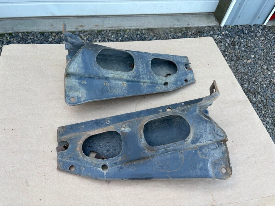 1973-1979 Ford Truck F700 F600 F500 Hood Hinge Mount Bracket 73-79 F-700 F-600 Foto 2 de 4