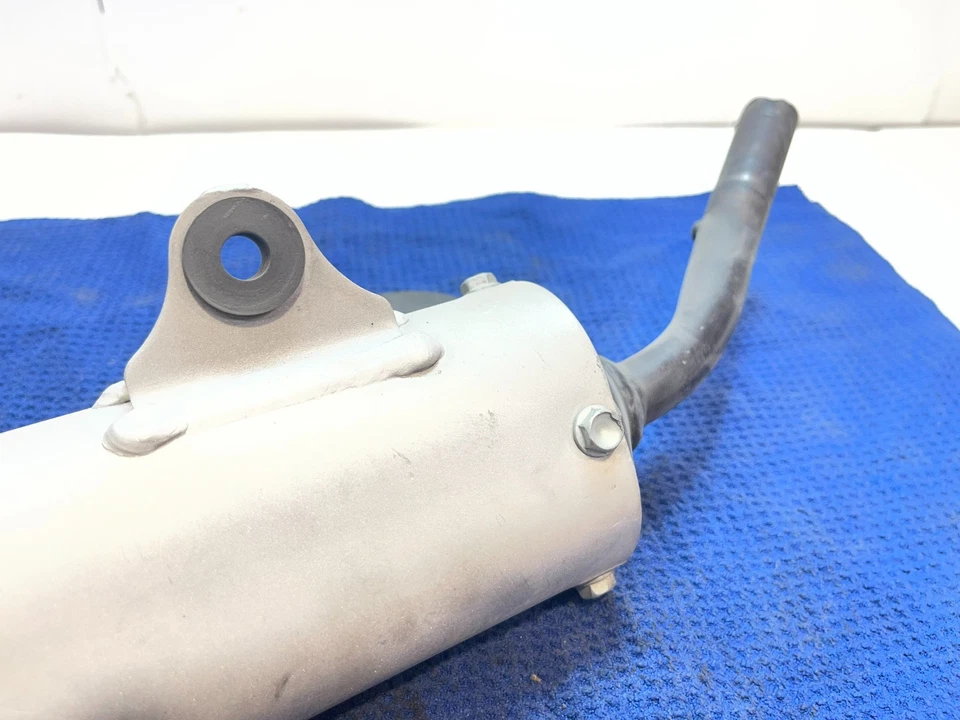 2006 年 HONDA 03-07 CR85R CR85RB 原始设备制造商 MUFFLER EXHAUST SILENCER SLIP ON PIPE — 第 2/4 张图片