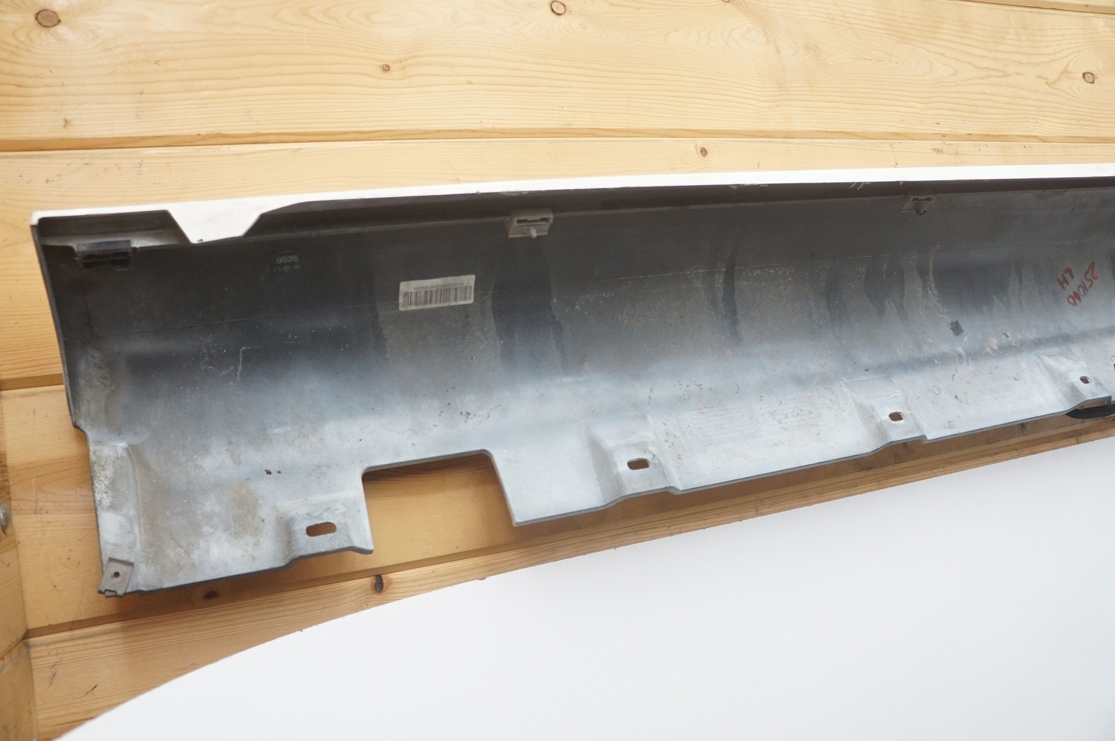 Left Rocker Panel Side Skirt Trim Molding 51717040031 Rolls Royce Phantom Vii 06