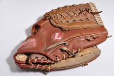 Vintage Louisville Slugger Softballer Right Hand Thrower Glove