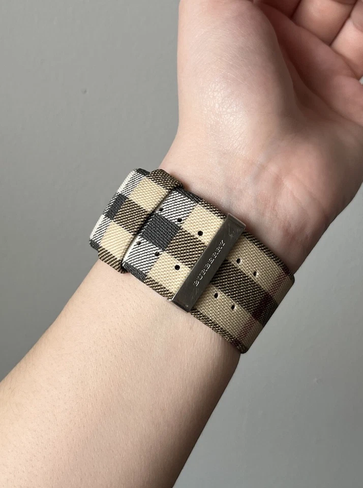 Burberry Nova Check Watch 14200L - Image 3 of 4