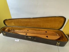 Cherry Dulcimer Cedar Top With Case Davis Musical Instrument 94S7