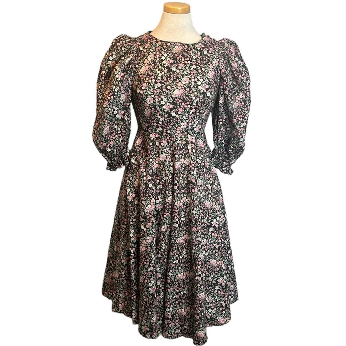 selkie midi dress The Impression Flowers Sweetheart Day Dress